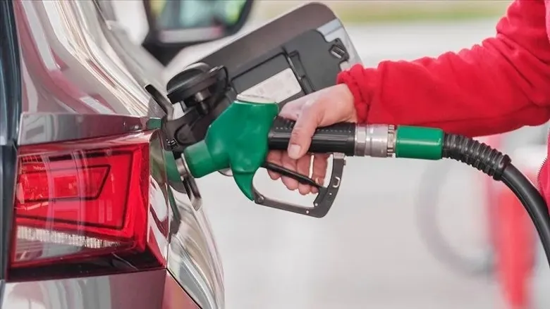 17-agustos-2026-akaryakit-fiyatlari-izmirde-benzin-motorin-ve-lpg-ne-kadar-1786946994459.jpeg