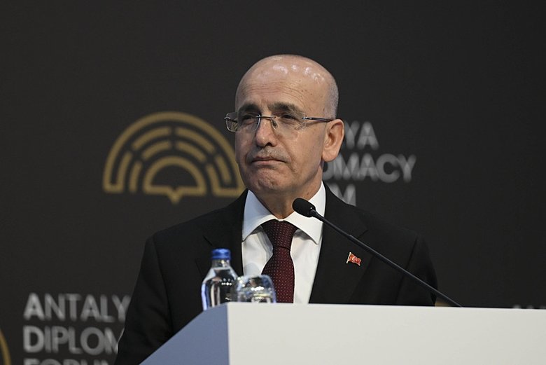 Bakan Şimşek: Trump’ın kararı muazzam bir avantaj