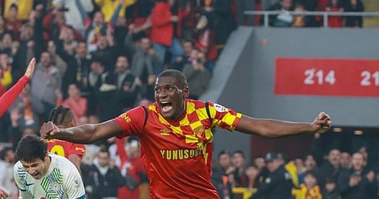 Heliton’a İsmail Kartal kancası