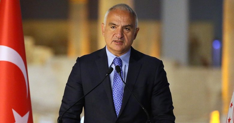 Bakanı Ersoy, 10 Ocak Çalışan Gazeteciler Günü’nü kutladı