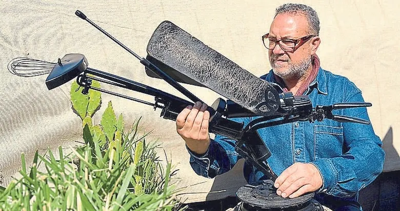 Hurda parçalar sanatla yeniden doğuyor