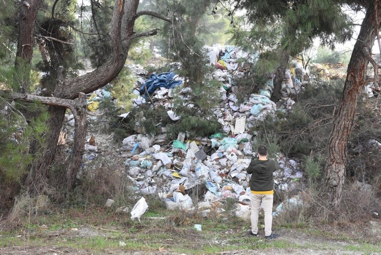 Buca’daki moloz yığınları vatandaşları çileden çıkardı! CHP’li belediye sonunda açıklama yaptı