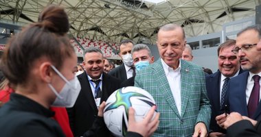 Başkan Erdoğan, Alsancak Mustafa Denizli Stadı'nın açılışını yaptı