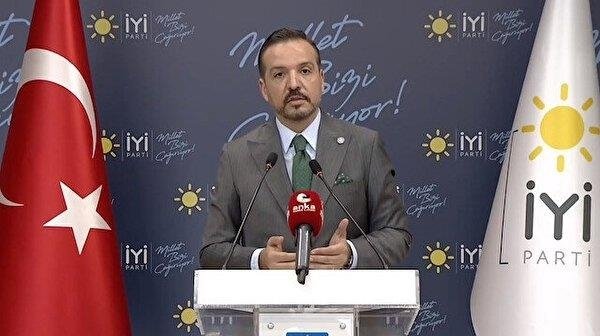 6’lı masada yönetim krizi! CHP’li Barış Yarkadaş’tan Ahmet Davutoğlu’na zehir zemberek sözler