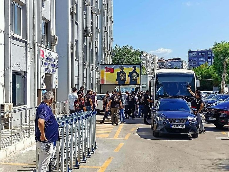 İzmir’deki elektrik kaçağı faciasında hesap günü: Sanıklar hakim karşısında