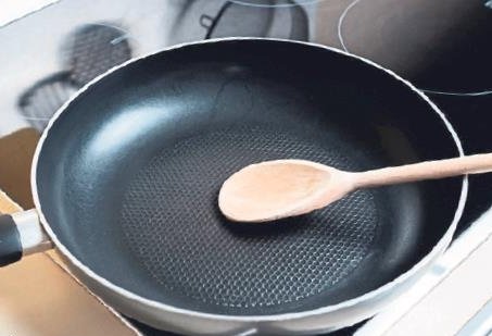 Mutfakta bulunan gizli tehlike: Teflon gribi