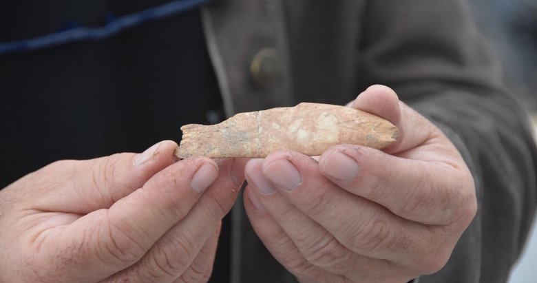 İzmir’de 8 bin yıl öncesine ait ’balık’ figürü bulundu