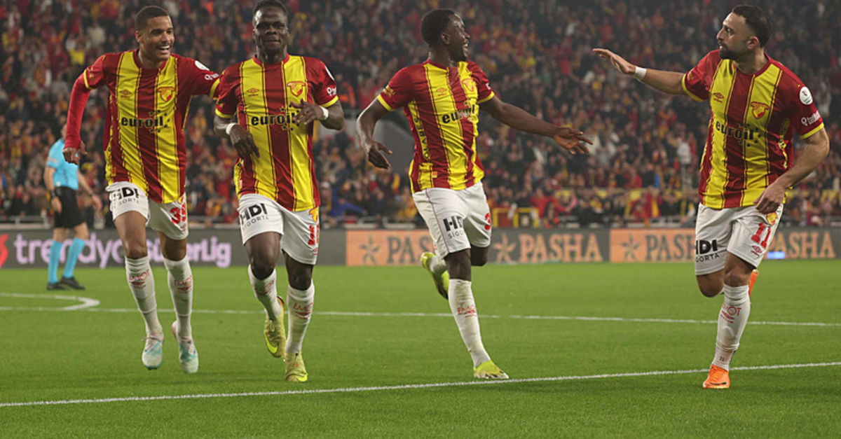 Göztepe'de çılgın trafik