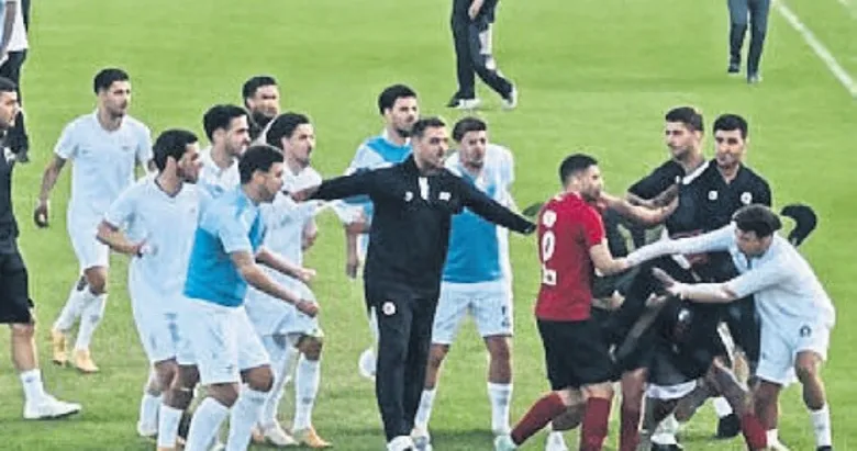 Uşak ve Altay’a ceza yağdı