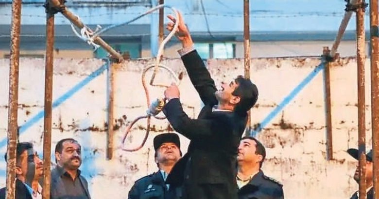 İran’da bombalı saldırıyla bağlantılı 2 kişi idam edildi