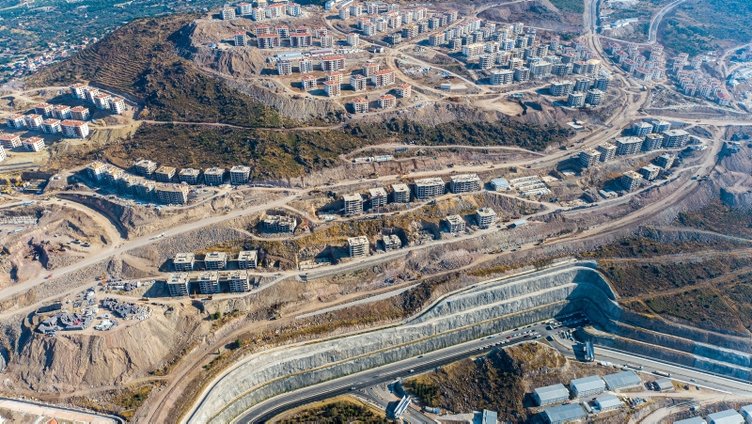 İzmir’de rezerv alanındaki deprem konutlarının teslim tarihi belli oldu