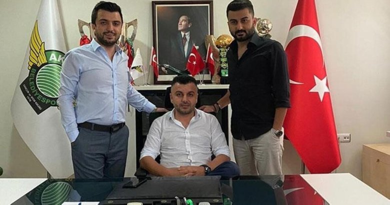 Akhisarspor’da yasak kalktı, 5 oyuncuya lisans çıktı