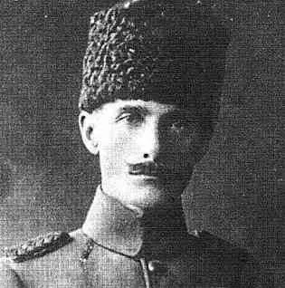 sefik-aker-kimdir-57-alayin-efsane-komutani-ve-egenin-unutulmaz-askeri-dehasi-1787151073605.png