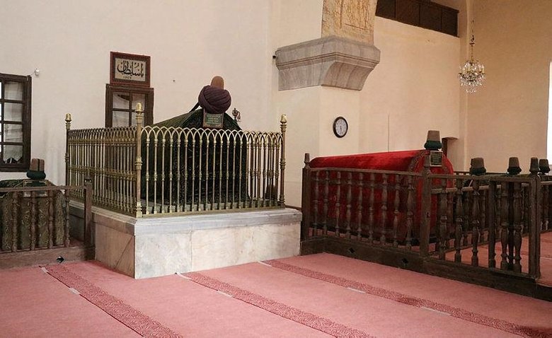 https www yeniasir com tr ege afyonkarahisar 2021 04 17 prens pihilipin babasi bundan 100 yil once afyondaki turbeye cizmeleriyle girmisti