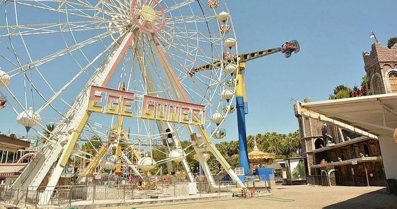 İzmir’de vatandaşlardan lunapark çağrısı