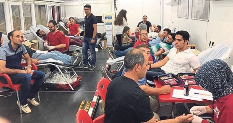 Nisan’da Kızılay’a rekor kan bağışı