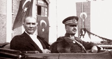 Atatürk'ün katıldığı 29 Ekim Cumhuriyet Bayramı kutlamalarından fotoğraflar