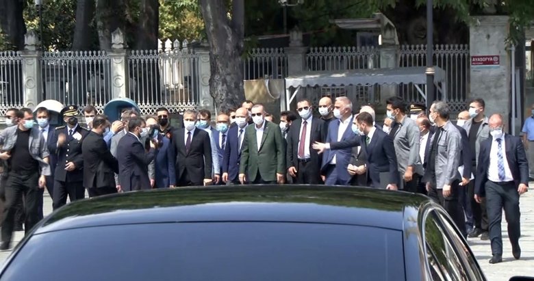 Son dakika: Başkan Recep Tayyip Erdoğan Ayasofya Camii’nde incelemelerde bulundu