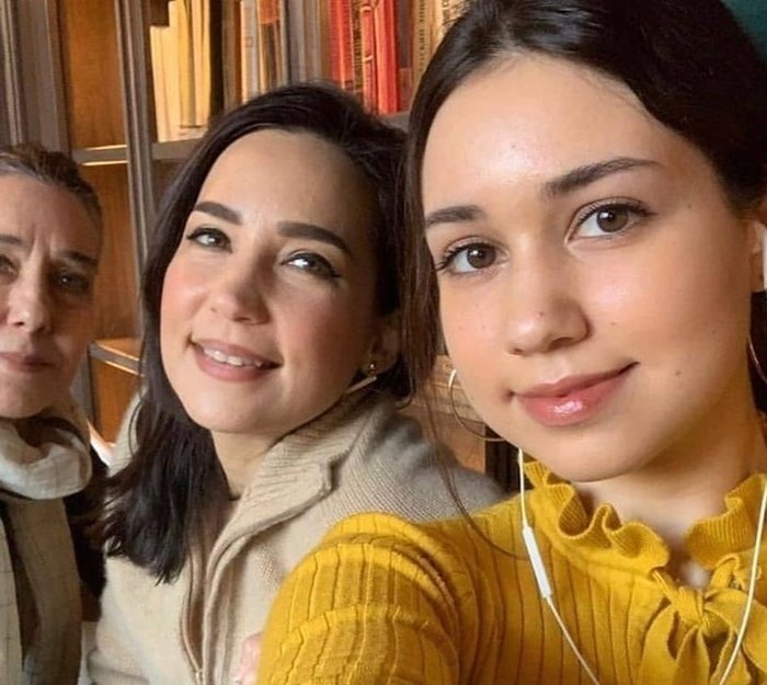 5 aylık hamile olan İpek Açar’ın bebeğinin cinsiyeti belli oldu