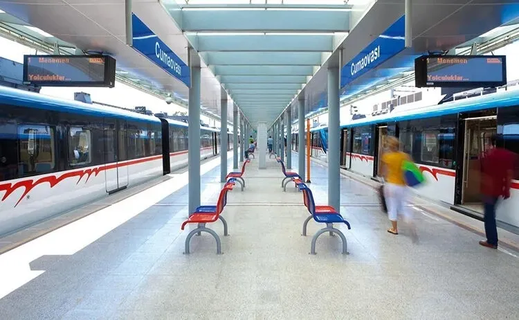 izmirde-metro-ve-izban-kullanicilari-dikkat-halkapinarda-yeni-donem-basliyor-1786882371388.jpeg