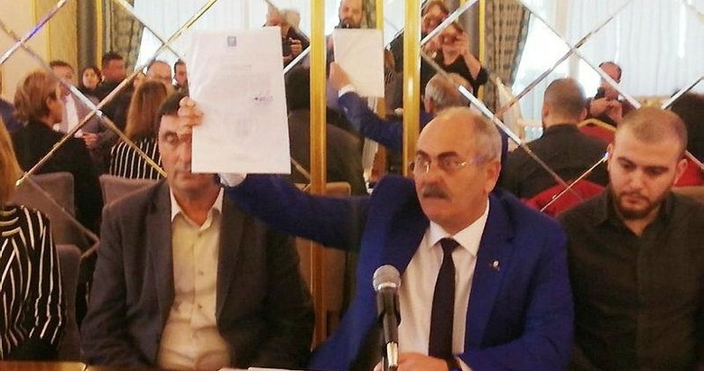 İzmir’de İyi Parti’den toplu istifa! Cumhur İttifakı’na destek verecekler