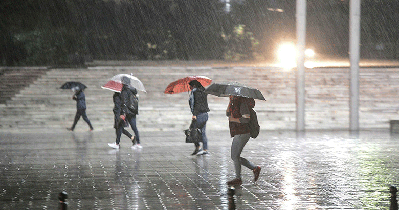 Meteoroloji’den yağış uyarısı! İzmir’de hava nasıl olacak? 15 Aralık İzmir hava durumu