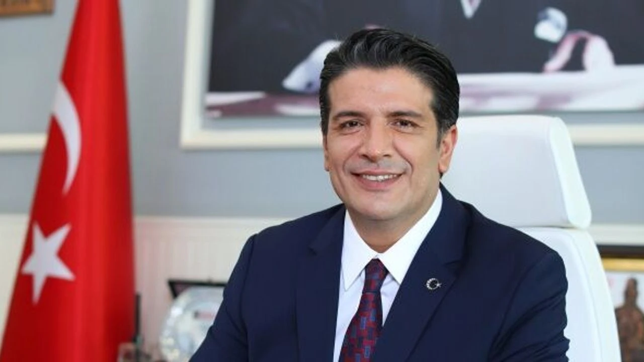 Döşemealtı Belediyesi’ne soruşturma! CHP’li eski Belediye Başkanı Turgay Genç tutuklandı