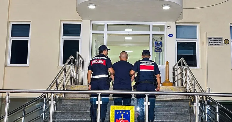 27 yıl hapisle aranıyordu: İzmir Dikili’de yakalandı!