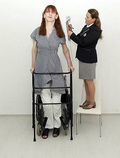 Dünyanın en uzun kadını ikinci kez ’Guinness Rekorlar Kitabı’nda