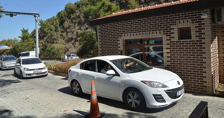 160 bin araç giriş yaptı! Akın akın oraya gidiyorlar...