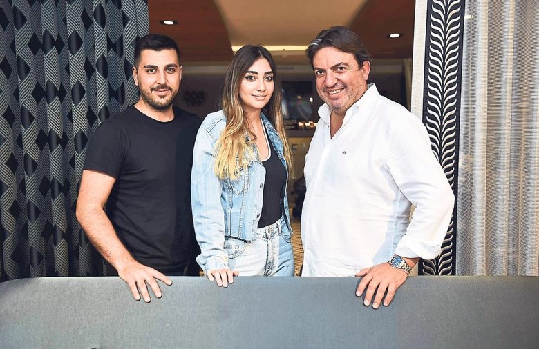 Küçük dükkanda başladı dünyada 550 bayiye ulaştı