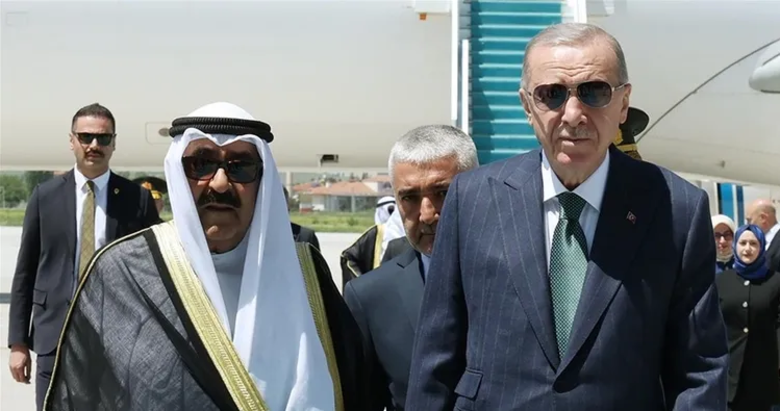 Başkan Erdoğan, Kuveyt Emiri ile telefonda görüştü!