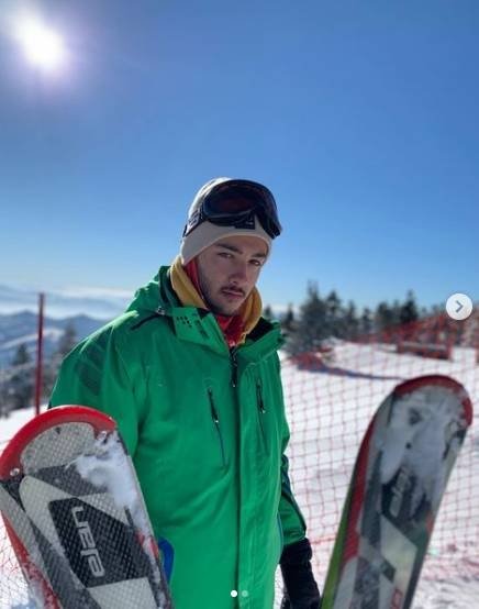 Yaprak Dökümü Fikret’in üvey oğulları büyüdü kocaman adam oldu! Son halleri çok şaşırtacak