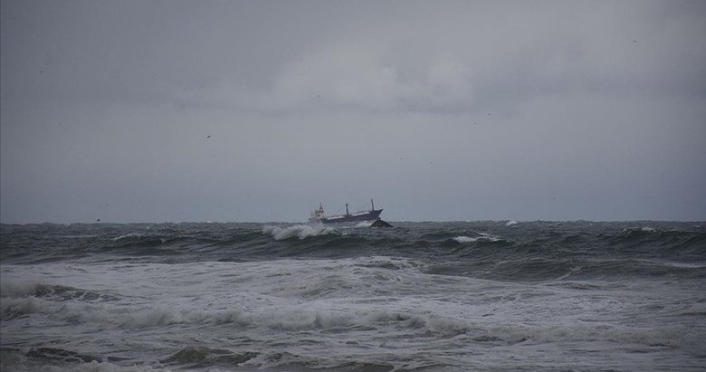 Ege’de gemi faciası! Midilli açıklarında kargo gemisi battı