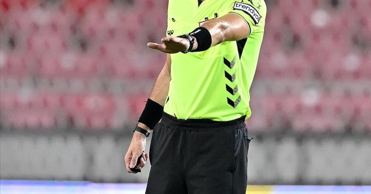 Fatih Karagümrük - Fenerbahçe maçının hakemi belli oldu!