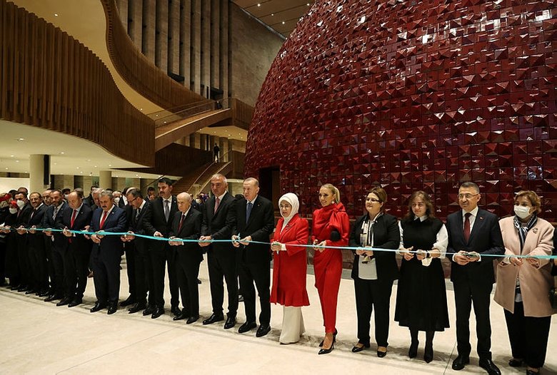 Cumhurbaşkanı Erdoğan yapımı tamamlanan AKM’yi hizmete açtı