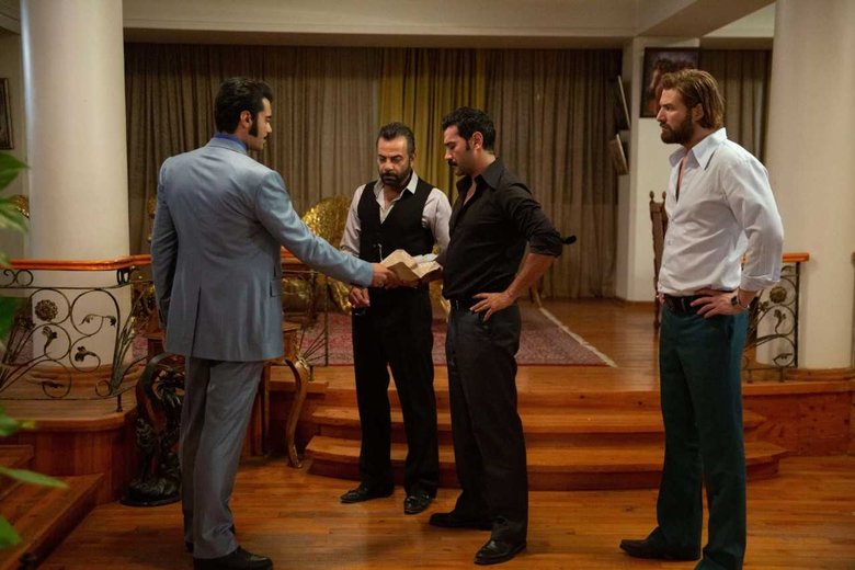 Perşembe’nin birincisi değişmedi! Bir Zamanlar Çukurova yine zirvede!