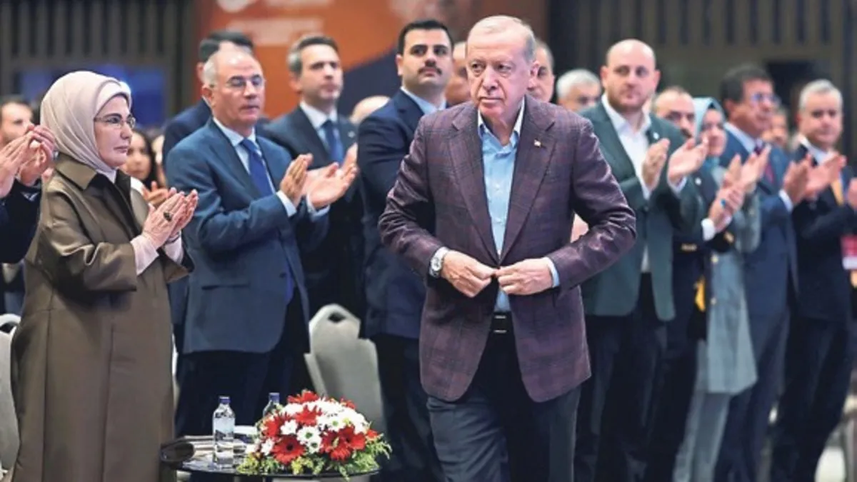 ‘Ana muhalefet vesayetten arınmalı’