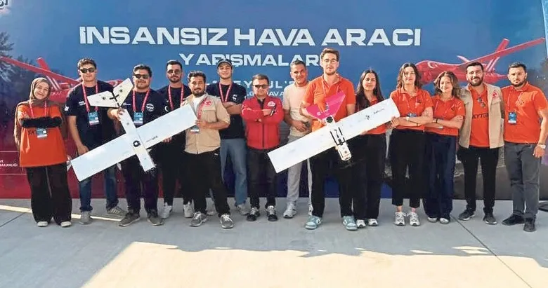 HKÜ öğrencileri TEKNOFEST’te çifte başarı sağladı
