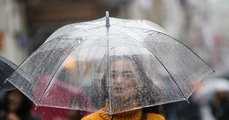 İzmir’de yağmurlu günler başladı