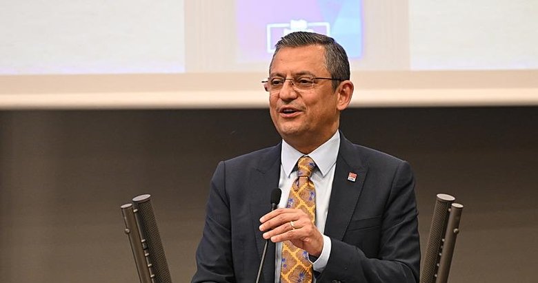 Özel, İzmir’e çektirdikleri trafik çilesini itiraf etti! AK Parti tarafından yapılan projeyi övdü