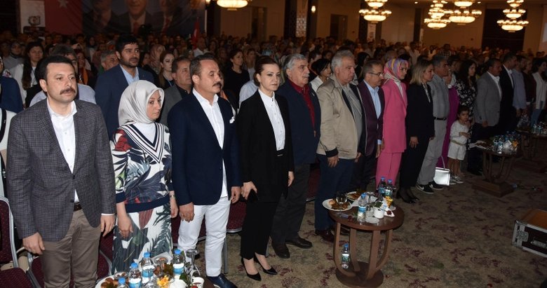 Başbakan Yıldırım’dan, AK Parti’li kadınlara sürpriz