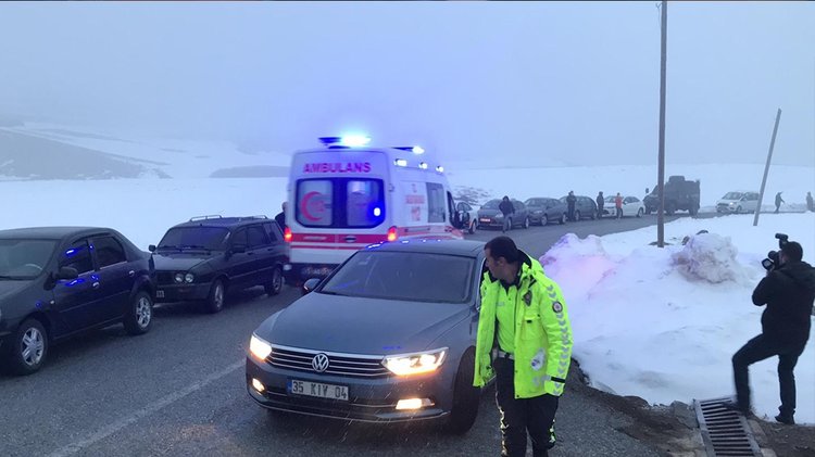 SON DAKİKA: Bitlis’te askeri helikopter düştü: 11 şehit