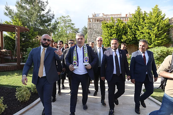 fenerbahce-baskan-adayi-hakan-safiden-transfer-aciklamalari-1779821370322.png