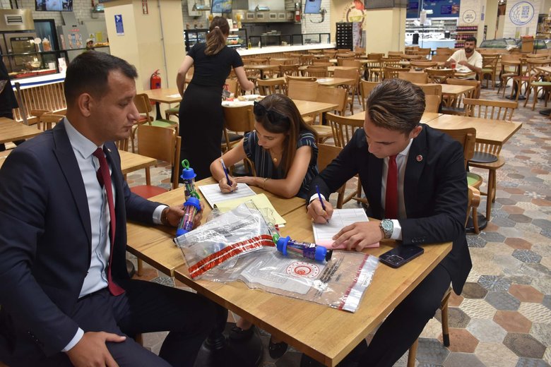 İzmir’deki okul malzemeleri satan işletmelere denetim