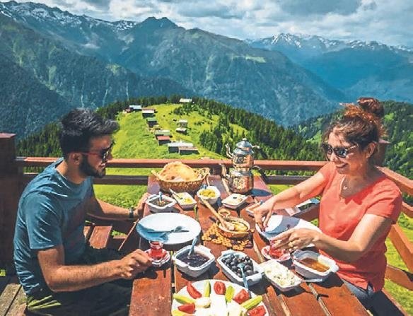 Bunaltan sıcaktan bulutların kalbine: Karadeniz Yaylaları