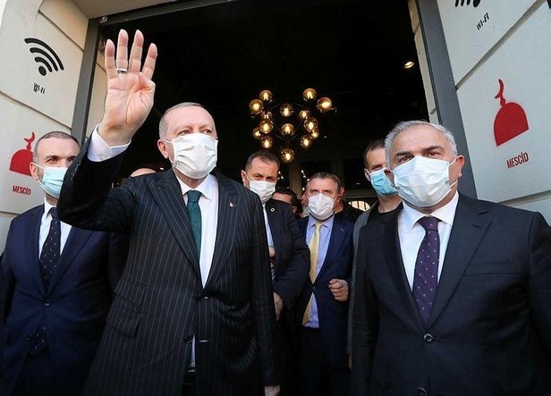 Başkan Erdoğan, Devlet Bahçeli ile birlikte çay içti