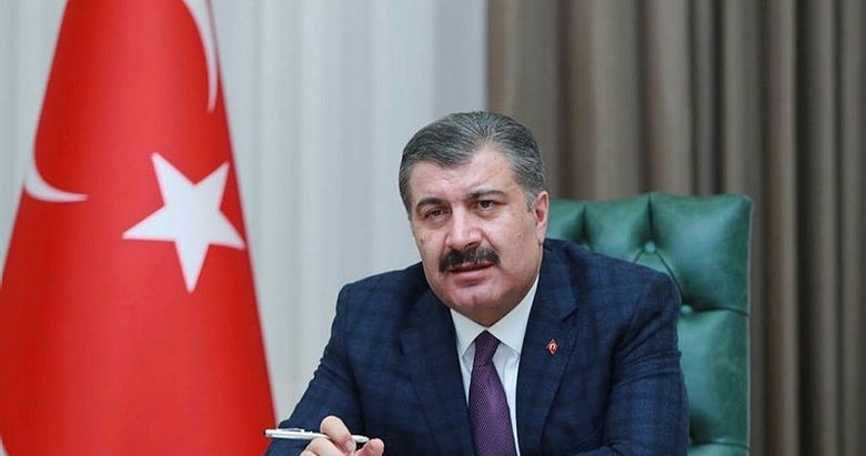 Bakan Koca canlı yayında gösterdi! İşte İzmir’in koronavirüs haritası