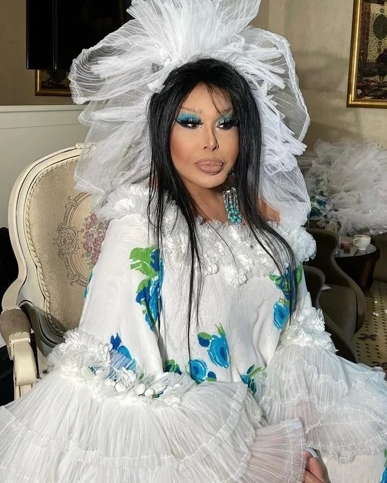 Bülent Ersoy’dan kendisini eleştirenlere Rihanna’lı yanıt