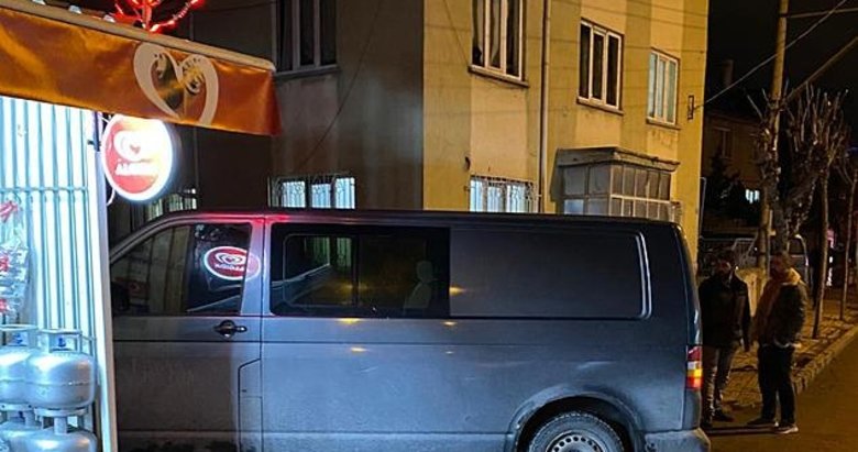 Şeyma toprağın altında trafik canavarı sokakta!